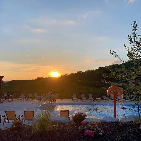 Chateau On The Cove Branson Bagian luar foto