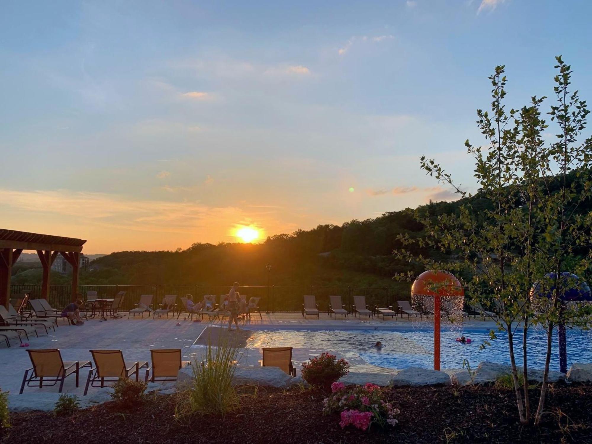 Chateau On The Cove Branson Bagian luar foto
