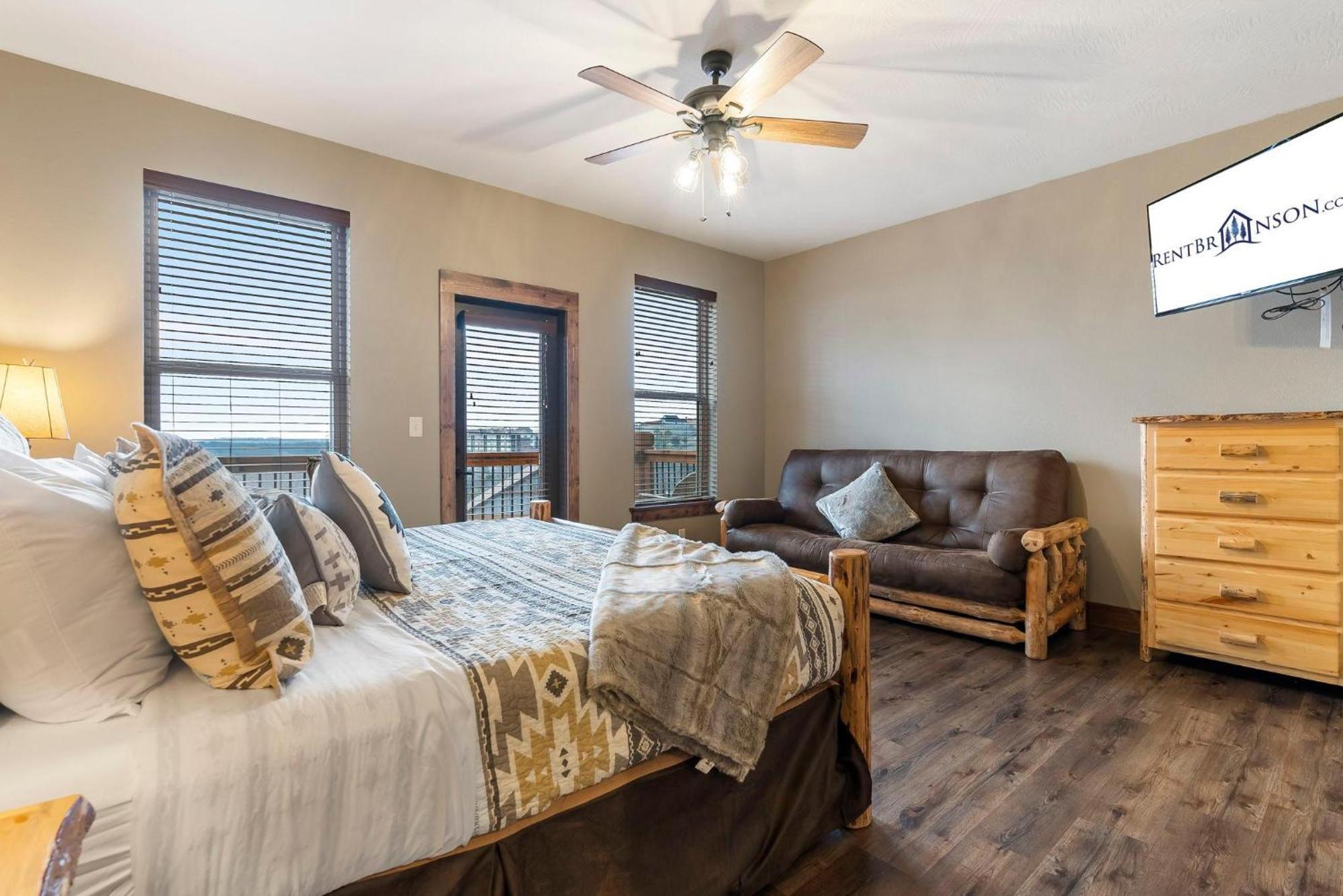 Chateau On The Cove Branson Bagian luar foto