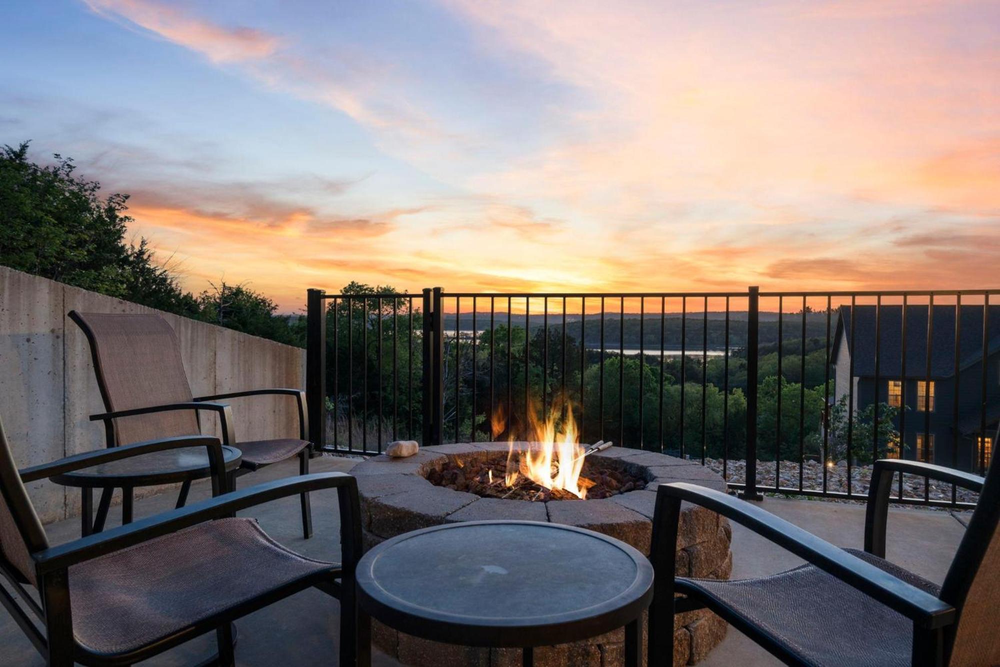 Chateau On The Cove Branson Bagian luar foto